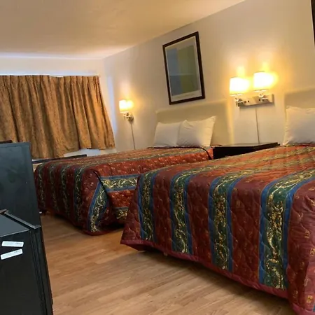 Economy Inn Of Holland-2